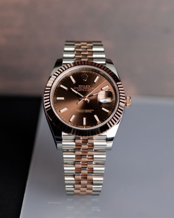 6847f90910e120.jpg